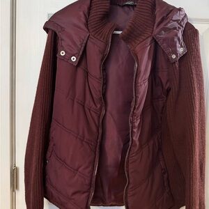 Stoosh Women's Maroon Puffer Jacket with Ribbed Sleeves